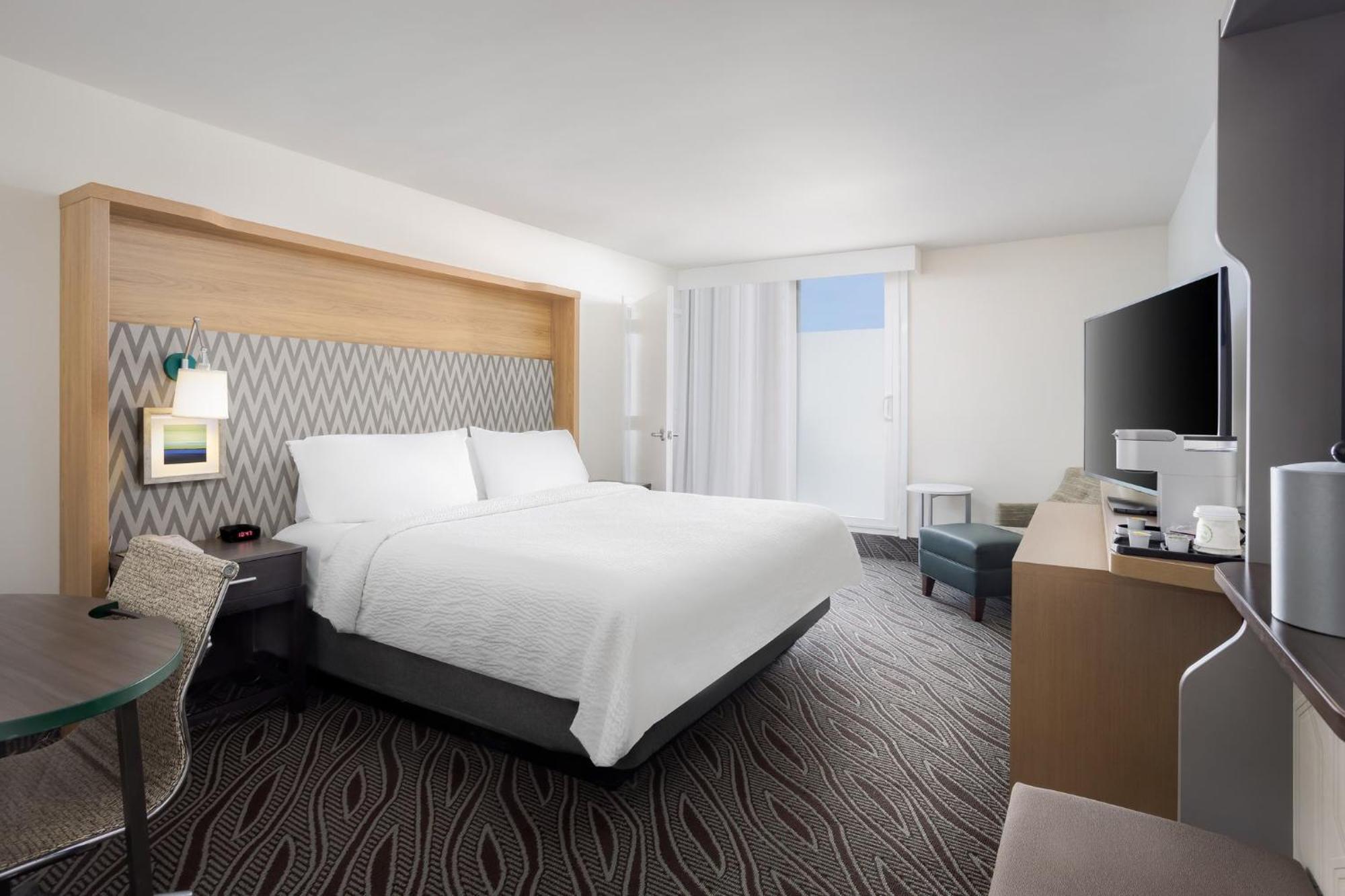 Holiday Inn Resort Oceanfront At Surfside Beach By Ihg Buitenkant foto
